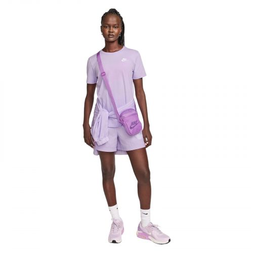 Koszulka damska Nike Sportswear Club Essentials DX7902